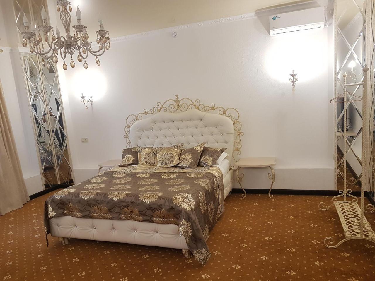 Sequoia Boutique Hotel Taraz Exteriör bild