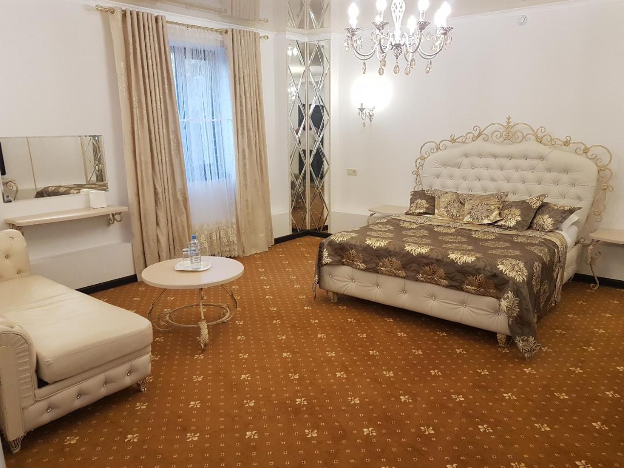 Sequoia Boutique Hotel Taraz Exteriör bild